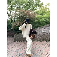 極上の柔らかさのウールセーター【ハイゲージ・シンプルデザイン】