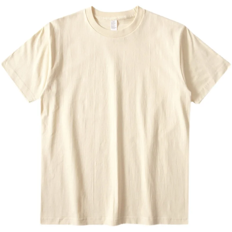 ヴィンテージ風コットンTシャツをハンガーにかける：デザイン、機能と実用性のバランス
