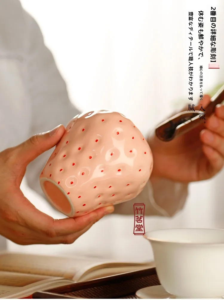 リフレッシュ グッズとしてのミニストロベリーティー缶、本当に効果的なのか？