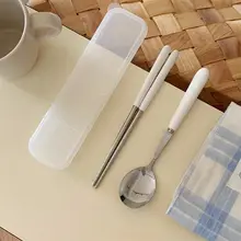 シンプルで便利な携帯用箸とスプーンの三点セット【ステンレス・陶器ハンドル・学生・旅行用】（セットアップ対応）