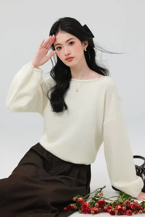 女性用 ビーズ装飾の長袖ニットセーター【ラウンドネック・ゆったりシルエット・春秋用】（セットアップ対応）