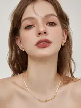 ミニパールピアス【天然素材・デザイン性のあるシンプルスタイル・通勤用】