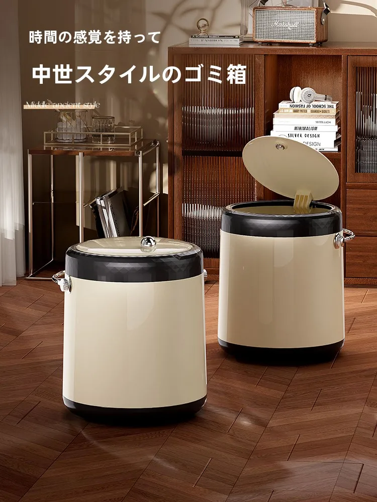 キッチン卓上ゴミ箱の選び方：高級感あふれる蓋付き12Lゴミ箱の実用性と設計分析