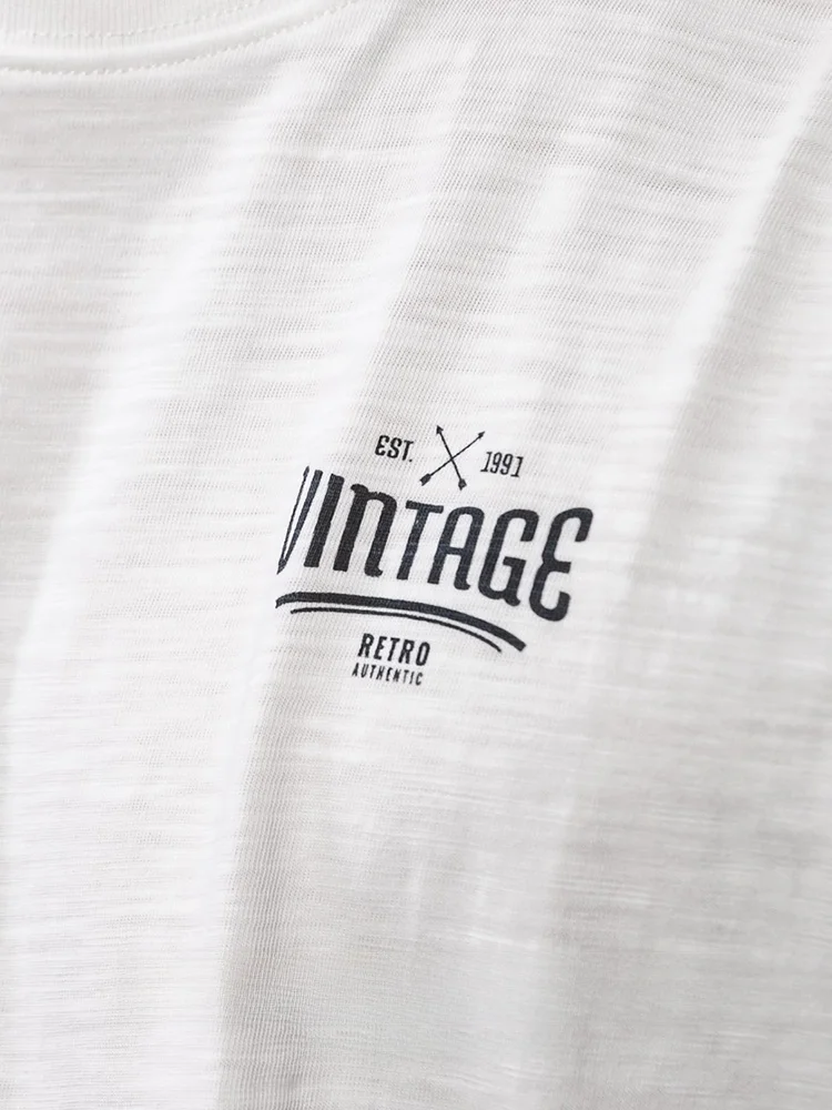 シャツ トレーナー とは？P-56の竹節コットンノースリーブTシャツが解決する日常の着心地課題