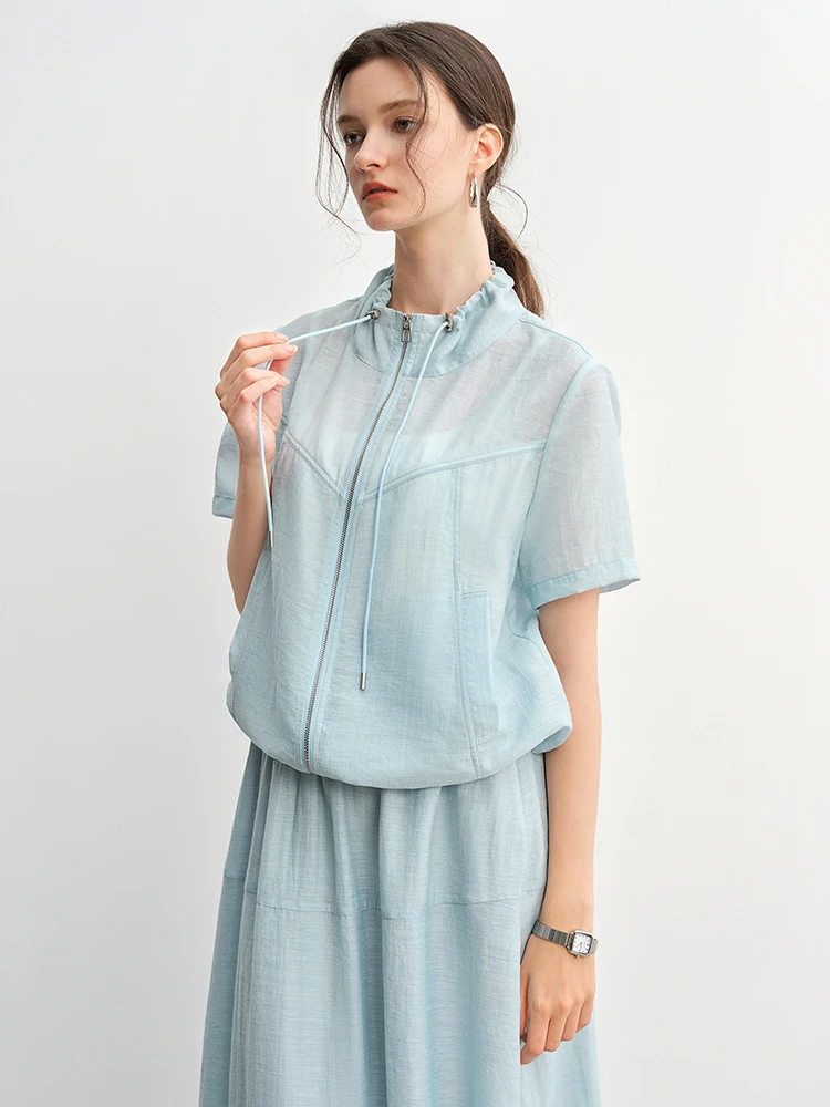 9月27度に着る服装はどう選ぶ？夏の終わりにぴったりな「ゆったりジップトップとスカート」の選び方