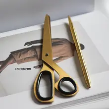 北欧風ミニマルデザインのステンレス製ボールペン【金色コーティング・細長タイプ】