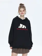 カジュアルな文字プリントフード付きパーカー【秋冬用・女性・トレンドデザイン】（セットアップ対応）