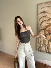 デザイン性のあるダメージプリントストラップトップス【スリムフィット・女性用・夏用】