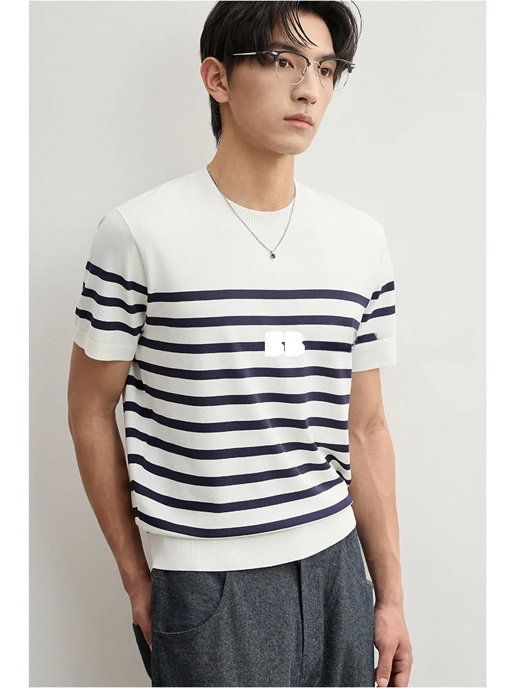 夏用カラーブロックストライプデザイン半袖ニットTシャツ：2026年メンズコーデのシンプルスタイルと日常シーンに最適な選択
