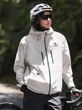 Camel 薄荷グリーンのアウトドア防水ジャケット【男女兼用・旅行・登山用】