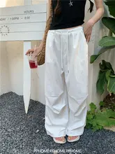 アメリカンスタイルのカーゴパンツ【ゆったりシルエット・ドレープ加工・レディース】