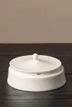 高級な陶器製 灰皿【蓋付き・創造的デザイン・故宮天壇スタイル】