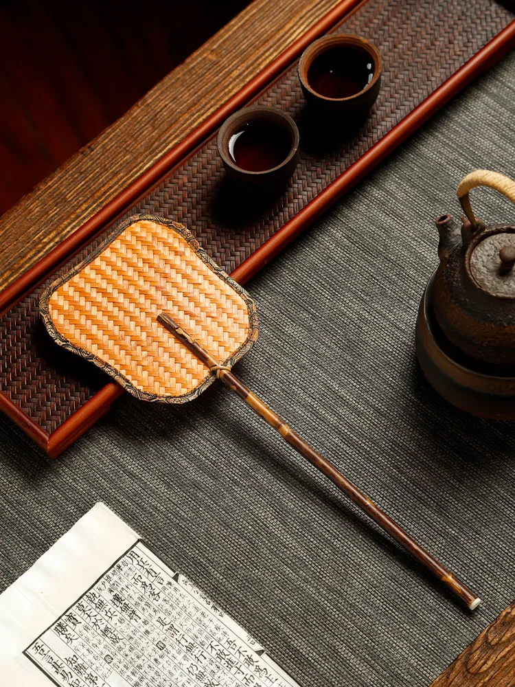竹製ミニ扇子：江戸時代の茶室で使う伝統的な涼炉扇の実用性と保存法