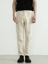 米白色の微細テーパードデニムパンツ【春夏用・メンズ・フィット・クリームカラ―】