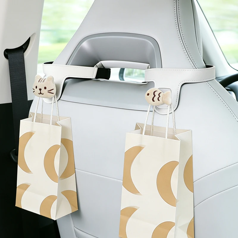 かわいいデザインの車用背面収納フック：汎用型掛けるタイプの実用性と適用シーン