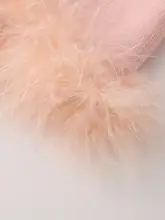 可愛らしいデザインのラウンドネックニットカーディガン【スリムフィット・秋用】