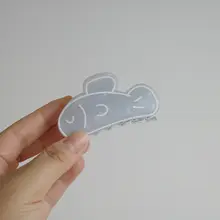 かわいい青い魚のヘアクリップ【前髪用・アクリル素材】