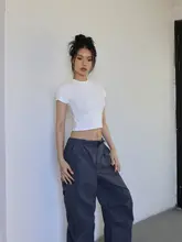 レディース 丸首 ショートスリーブ Tシャツ【シンプルデザイン・スリムフィット・夏用】