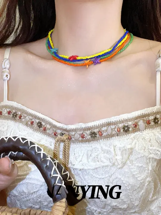 カラフルな星のビーズネックレス【夏季向け・重ね付け・ロングチェーン】