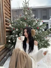 オフショルダーセーター【ゆったりとしたラフなデザイン・ニット】