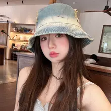 グラデーションカラーの夏用 UVカット大きめ復古デニムハット【ウォッシュ加工・デザインに穴あき・スタイル】