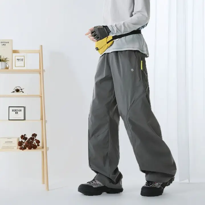 防水加工のメンズ登山パンツ【フリース裏地・ゆったりシルエット・カジュアルスタイル】（セットアップ対応）