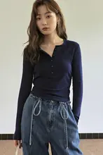 美ラード風長袖ブラウンTシャツ【ヒンメリカラー・スリムフィット・ヘンリーネック】