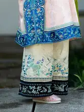 刺繍入りエレガントなフレアパンツ【春夏用・古風なスタイル・女性用】