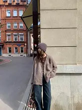 極上の柔らかさのバルキーVネックニットカーディガン【秋冬・した雰囲気】