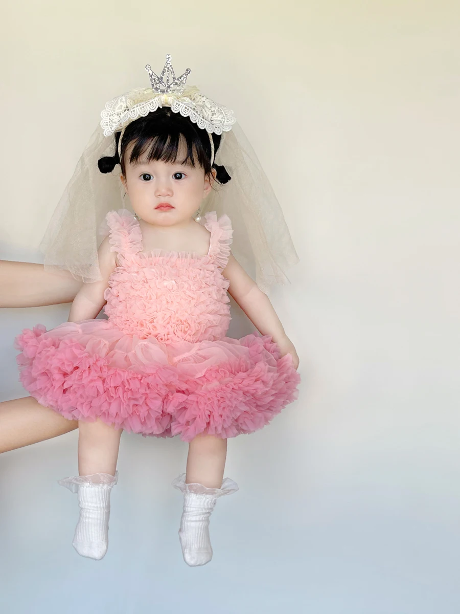 女の子赤ちゃん用チュチュドレス：夏のプリンセススタイルで誕生日を彩る