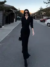 フード付きVネックパッド入りロングニットドレス【厚手・スリットデザイン・白】