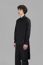 黒のシャツ メンズ 多ボタン デコレ構造 創造的 長袖 ダークアートスタイル