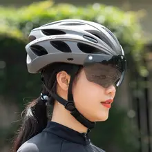 一体成型の自転車用ヘルメット【風鏡付き・男女兼用・安全帽子】