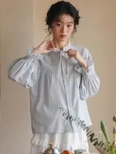 春にぴったり！ストライプデザインのリボン付きシャツ【甘くてゆったり・フリルエッジ】
