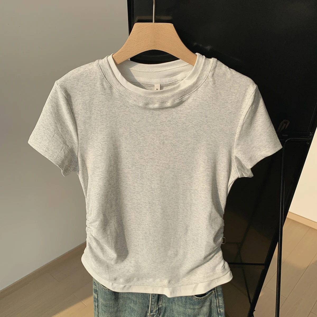 シアートップス tシャツ 重ね着で失敗しない方法は？