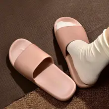 女性の夏の屋内ホームかわいいスリッパ