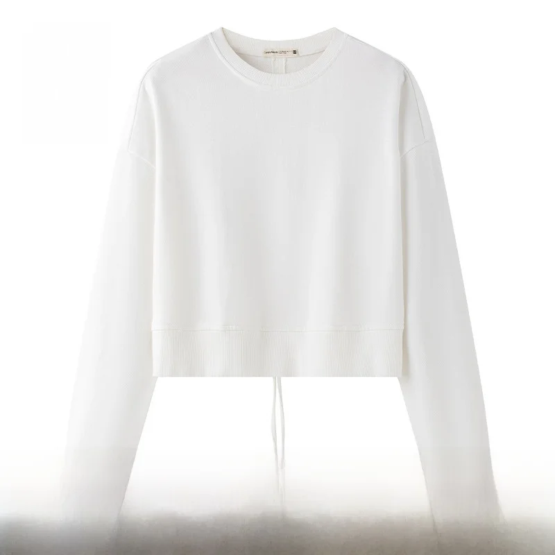 大人可愛い服 40代コーデ 完全ガイド｜シンプルさと質感のバランス