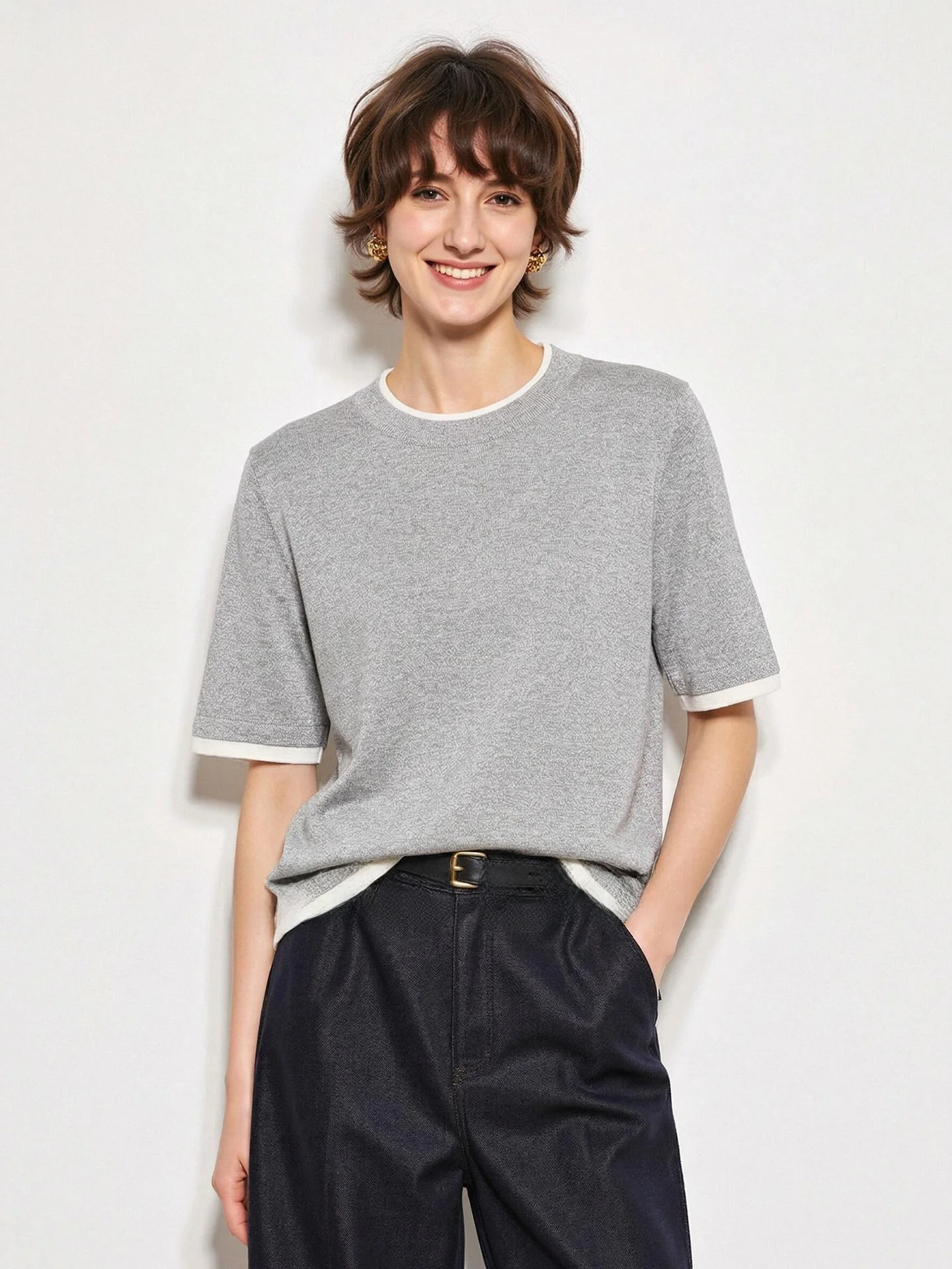通勤の疲れを癒す、デザイン性のあるTシャツはどこにいるの？