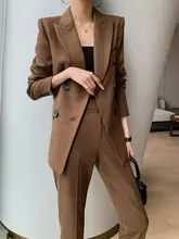 モカカラーの女性用カジュアルスーツセット【春秋用・スタイリッシュ・フィット感あり】