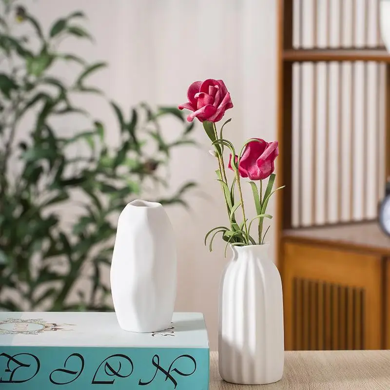 韓国インテリアを再現｜カフェ風部屋の作り方　花瓶選びの完全ガイド