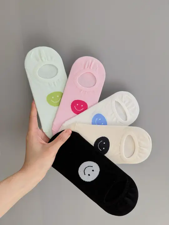 可愛い笑顔デザインの女性用インビジブルソックス【薄手コットン・滑り止め付き・夏用】