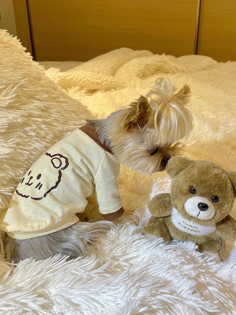犬猫用Tシャツ：純綿ロゴプリントで夏の快適さを実現