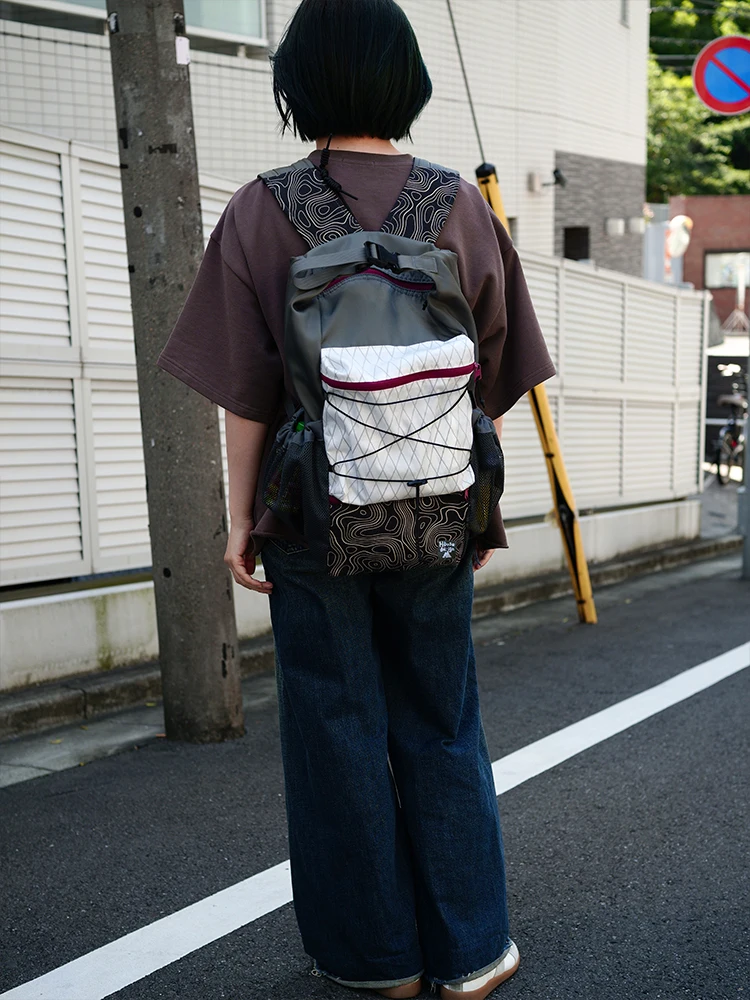 登山で水が漏れないバッグは、本当に必要なのか？