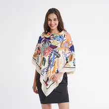 油絵プリントの大判ストール【秋用・シルクタッチ・多用途】