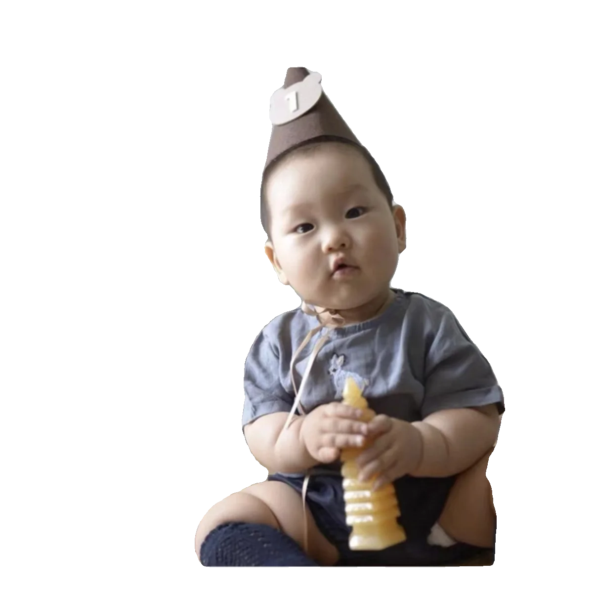 ナイトキャップ ポンポン は子供の誕生日シーンで活躍するくまのデザイン帽子
