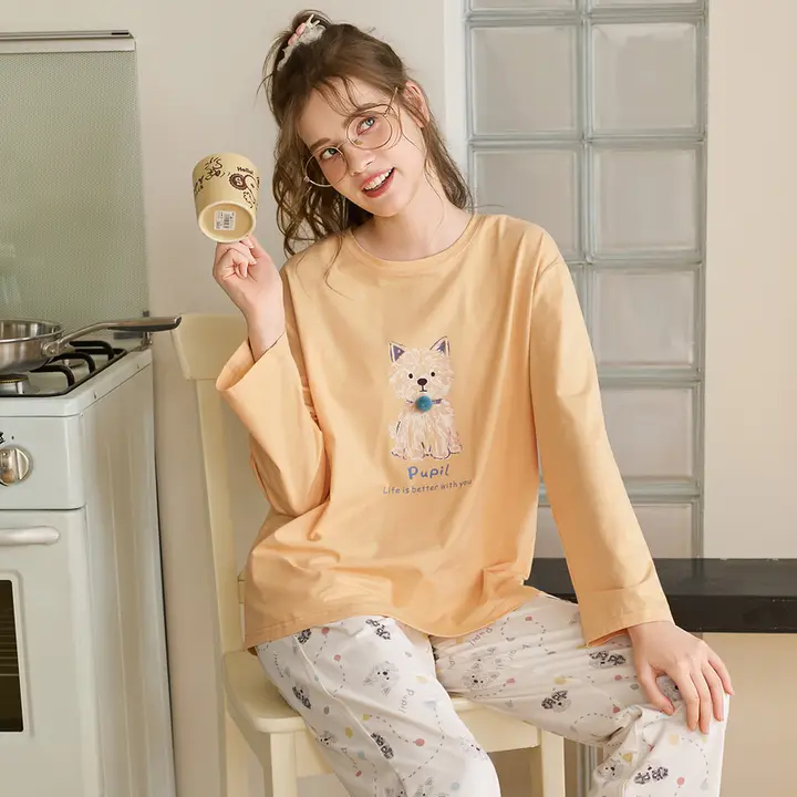 可愛いデザインの女性用長袖パジャマ【綿素材・春秋用・ルームウェア・長パンツ】（セットアップ対応）
