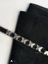 豹柄バタフライチャokerネックレス【女性用・洗練されたデザイン・アートスタイル】