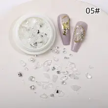 不規則なカラフルガラスのネイル装飾【メタリックカラー・ネイルアクセサリー】