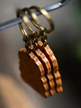 手作り本革キーホルダー【牛革・黄财神デザイン・植鞣皮】