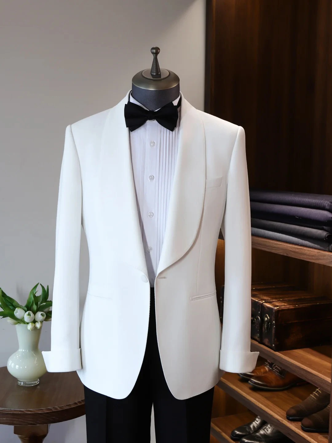 50代のフォーマルスーツで結婚式に着るなら、どん なスタイルがおすすめ？
